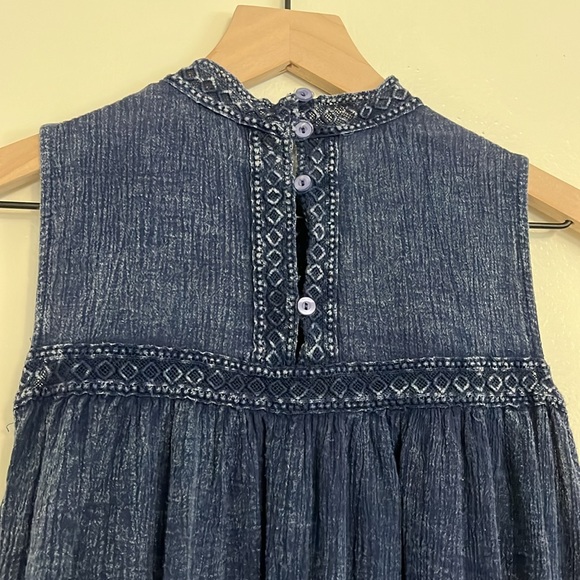 Anthropologie Eri + Ali Sweetbriar Tank in Navy - Picture 4 of 8